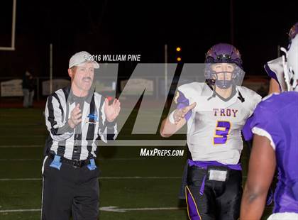 Thumbnail 3 in New Rochelle vs. Troy (NYSPHSAA Class AA Semifinal) photogallery.