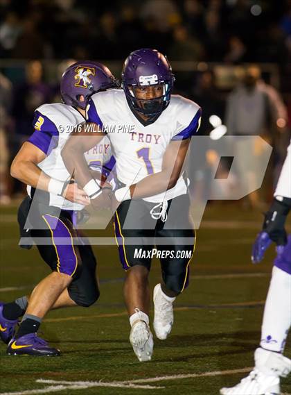 Thumbnail 3 in New Rochelle vs. Troy (NYSPHSAA Class AA Semifinal) photogallery.