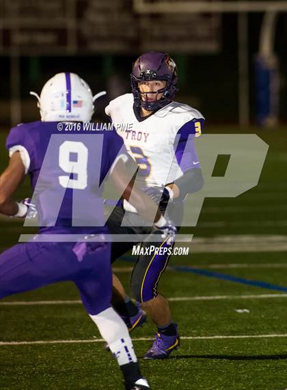 Thumbnail 3 in New Rochelle vs. Troy (NYSPHSAA Class AA Semifinal) photogallery.