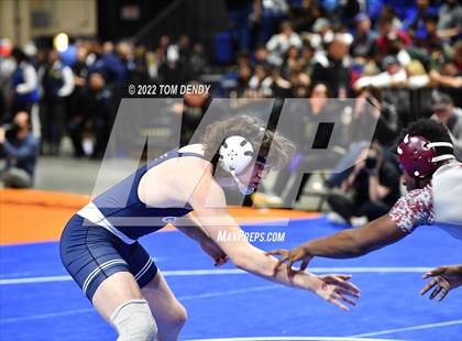 Thumbnail 2 in UIL State Championships - 5A 170lb Final photogallery.