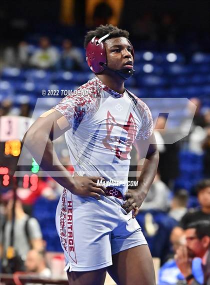 Thumbnail 2 in UIL State Championships - 5A 170lb Final photogallery.