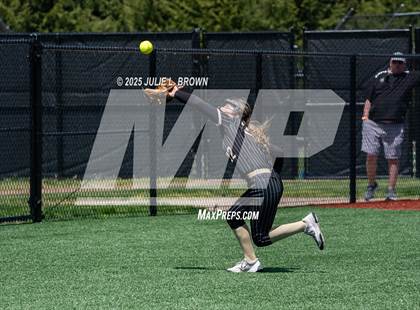 Thumbnail 2 in Noblesville vs Lake Central (Carmel Invite) photogallery.
