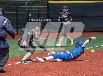 Thumbnail 1 in Noblesville vs Lake Central (Carmel Invite) photogallery.