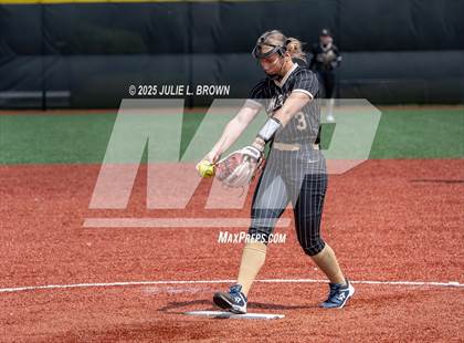 Thumbnail 3 in Noblesville vs Lake Central (Carmel Invite) photogallery.