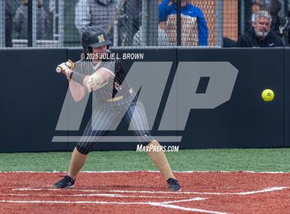 Thumbnail 3 in Noblesville vs Lake Central (Carmel Invite) photogallery.