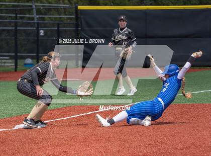 Thumbnail 2 in Noblesville vs Lake Central (Carmel Invite) photogallery.