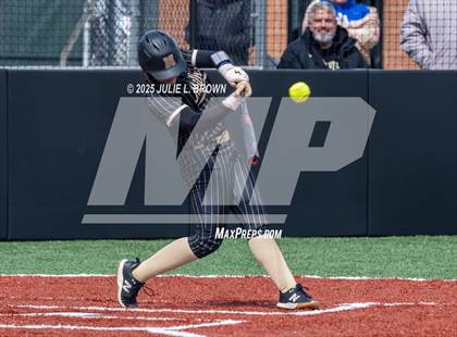 Thumbnail 3 in Noblesville vs Lake Central (Carmel Invite) photogallery.