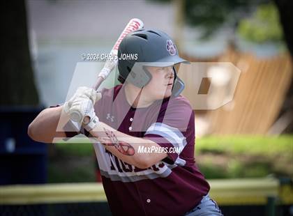 Thumbnail 3 in Dupo vs Lebanon (IHSA 1A Regional Quarterfinals) photogallery.