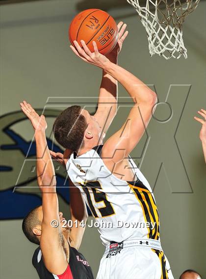 Thumbnail 3 in Harvard-Westlake @ Galena (MaxPreps Holiday Classic) photogallery.