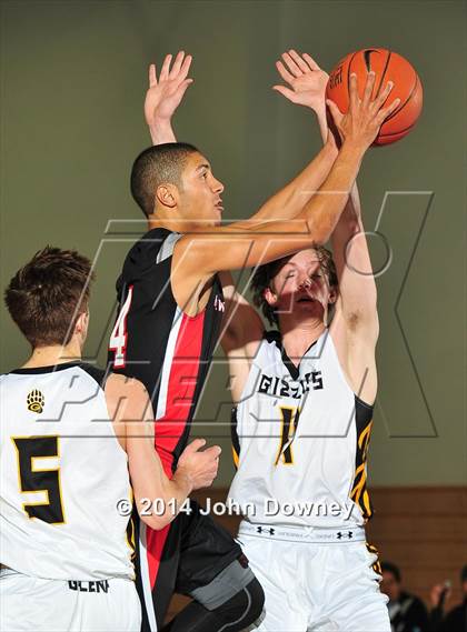 Thumbnail 2 in Harvard-Westlake @ Galena (MaxPreps Holiday Classic) photogallery.