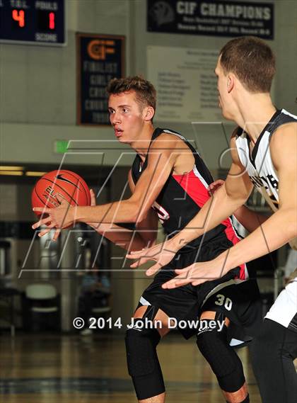 Thumbnail 3 in Harvard-Westlake @ Galena (MaxPreps Holiday Classic) photogallery.