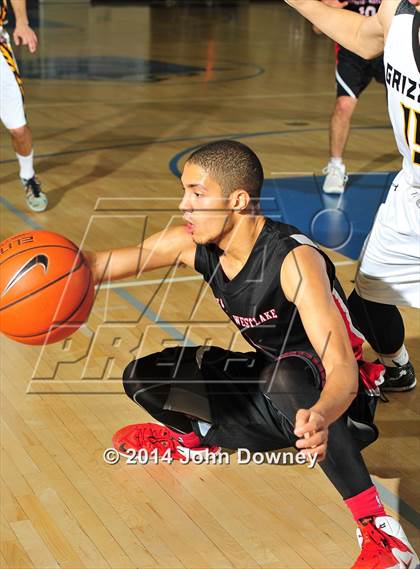Thumbnail 2 in Harvard-Westlake @ Galena (MaxPreps Holiday Classic) photogallery.