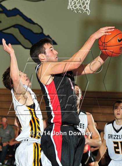 Thumbnail 2 in Harvard-Westlake @ Galena (MaxPreps Holiday Classic) photogallery.