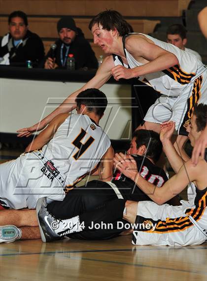 Thumbnail 3 in Harvard-Westlake @ Galena (MaxPreps Holiday Classic) photogallery.