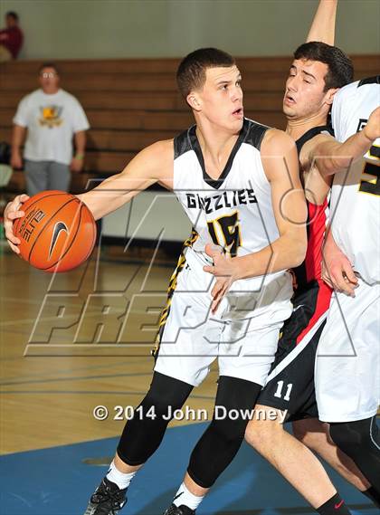 Thumbnail 2 in Harvard-Westlake @ Galena (MaxPreps Holiday Classic) photogallery.