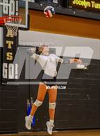 Photo from the gallery "Windthorst @ Henrietta"