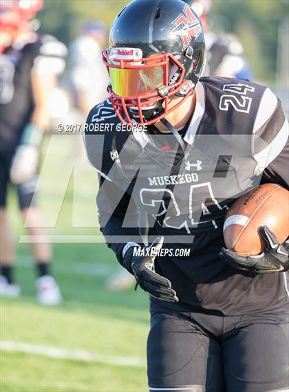 Thumbnail 3 in Catholic Memorial @ Muskego photogallery.