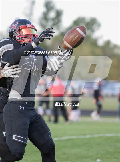 Thumbnail 3 in Catholic Memorial @ Muskego photogallery.