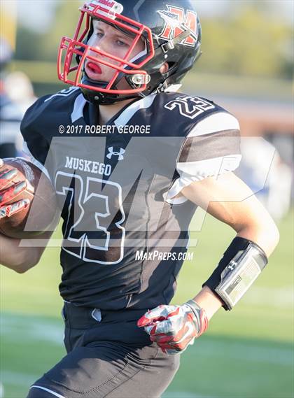 Thumbnail 3 in Catholic Memorial @ Muskego photogallery.