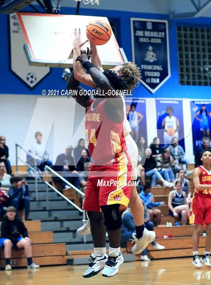 Thumbnail 1 in Lejeune @ Swansboro photogallery.