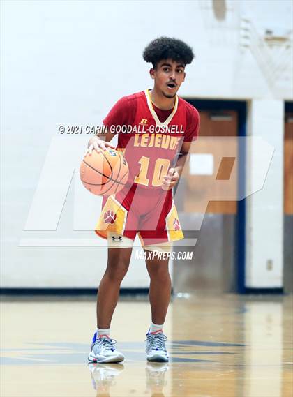 Thumbnail 2 in Lejeune @ Swansboro photogallery.