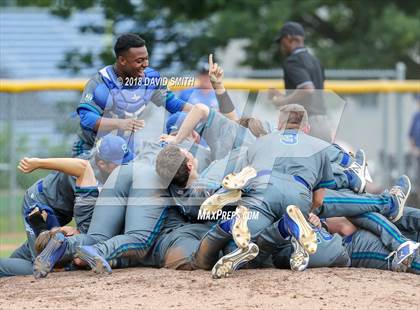 Thumbnail 1 in Blue Springs South @ Liberty (MSHSAA Class 5 Quarterfinal) photogallery.