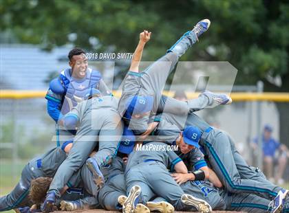 Thumbnail 2 in Blue Springs South @ Liberty (MSHSAA Class 5 Quarterfinal) photogallery.