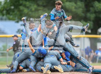 Thumbnail 1 in Blue Springs South @ Liberty (MSHSAA Class 5 Quarterfinal) photogallery.