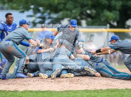 Thumbnail 3 in Blue Springs South @ Liberty (MSHSAA Class 5 Quarterfinal) photogallery.