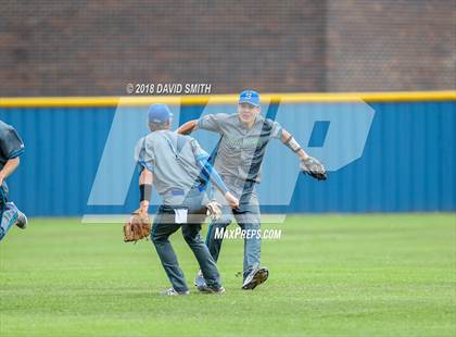 Thumbnail 3 in Blue Springs South @ Liberty (MSHSAA Class 5 Quarterfinal) photogallery.