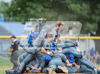 Thumbnail 1 in Blue Springs South @ Liberty (MSHSAA Class 5 Quarterfinal) photogallery.