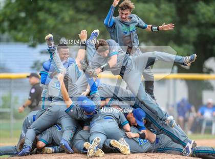Thumbnail 2 in Blue Springs South @ Liberty (MSHSAA Class 5 Quarterfinal) photogallery.