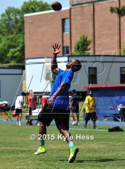 Thumbnail 2 in Dunwoody (Denver Broncos' Demaryius Thomas visit) photogallery.
