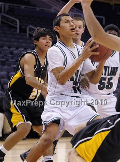 Thumbnail 3 in Skyline vs. Gilbert photogallery.