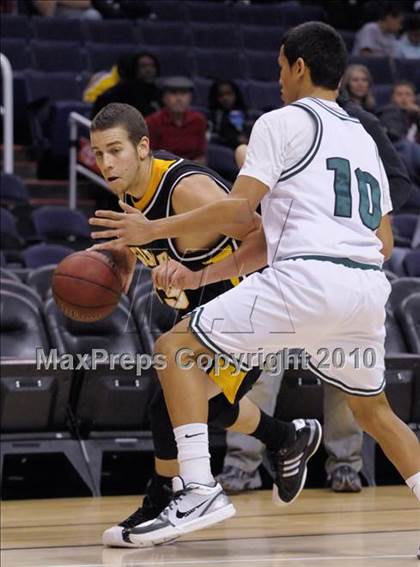 Thumbnail 3 in Skyline vs. Gilbert photogallery.