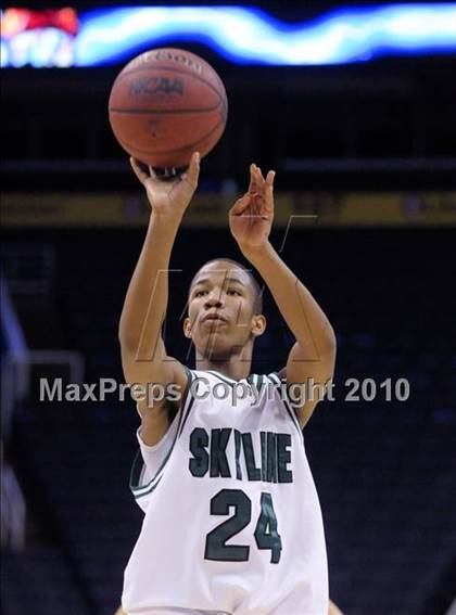 Thumbnail 3 in Skyline vs. Gilbert photogallery.