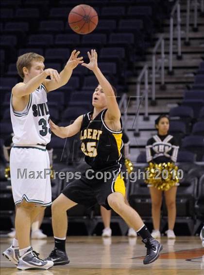 Thumbnail 3 in Skyline vs. Gilbert photogallery.