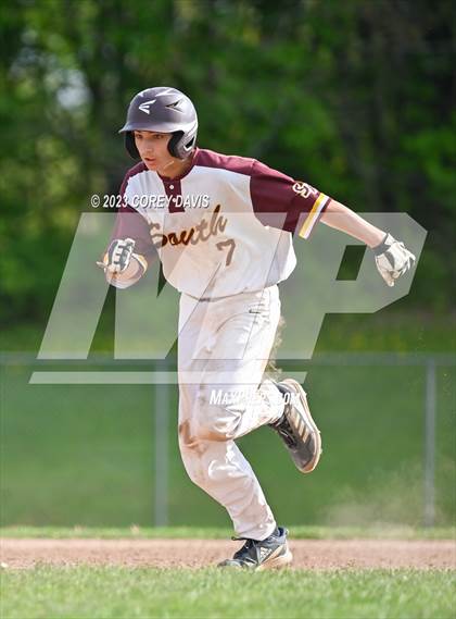 Thumbnail 2 in South Windsor @ Newington photogallery.