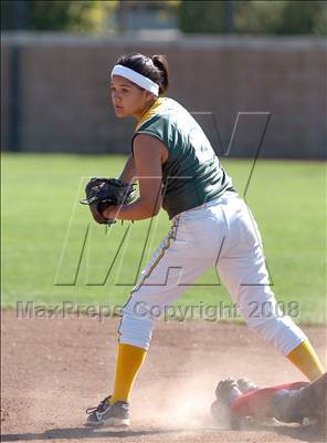 Thumbnail 1 in Lindhurst vs. Le Grand (CIF SJS D6 Playoffs) photogallery.