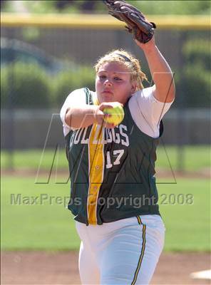 Thumbnail 3 in Lindhurst vs. Le Grand (CIF SJS D6 Playoffs) photogallery.