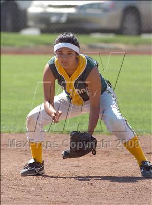 Thumbnail 3 in Lindhurst vs. Le Grand (CIF SJS D6 Playoffs) photogallery.