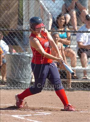 Thumbnail 2 in Lindhurst vs. Le Grand (CIF SJS D6 Playoffs) photogallery.