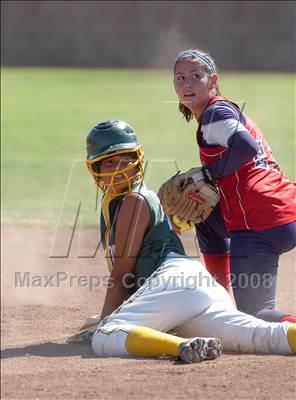 Thumbnail 2 in Lindhurst vs. Le Grand (CIF SJS D6 Playoffs) photogallery.