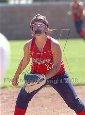 Thumbnail 2 in Lindhurst vs. Le Grand (CIF SJS D6 Playoffs) photogallery.