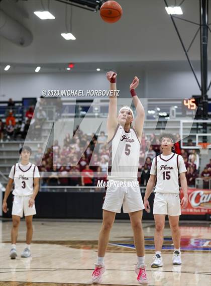 Thumbnail 3 in Plano vs. Guyer (UIL 6A Bi-District) photogallery.