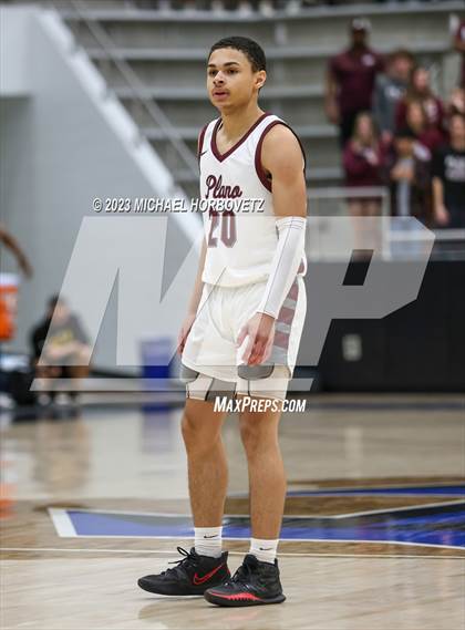 Thumbnail 1 in Plano vs. Guyer (UIL 6A Bi-District) photogallery.