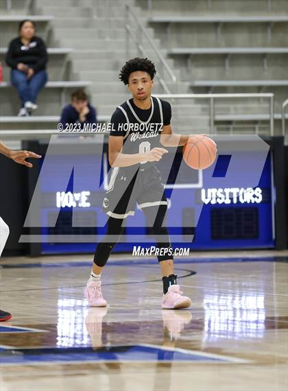 Thumbnail 2 in Plano vs. Guyer (UIL 6A Bi-District) photogallery.