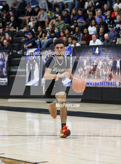 Thumbnail 3 in Plano vs. Guyer (UIL 6A Bi-District) photogallery.