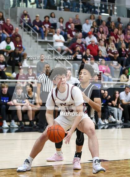 Thumbnail 2 in Plano vs. Guyer (UIL 6A Bi-District) photogallery.