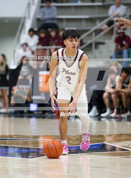 Thumbnail 3 in Plano vs. Guyer (UIL 6A Bi-District) photogallery.